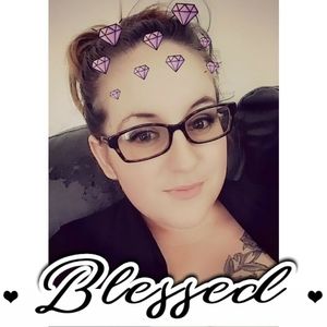 Meet your Posher, Angelica